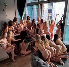 El playboy ucraniano detrás de la sesión de fotos con decenas de modelos  desnudas podría pasar 18 meses en una prisión Dubái 