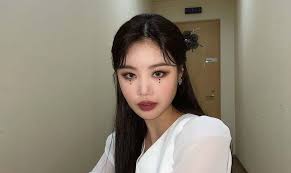Soo jin song one cube entertainment soyeon kpop girls girlfriends. Uonyucvervsjum