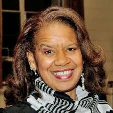 Yvonne Lilly's Instagram, Twitter & Facebook