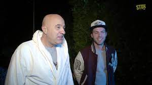 Het jongetje heeft de naam theodor. Zoons Van Misdaadverslaggever John Van Den Heuvel In Complot Youtube