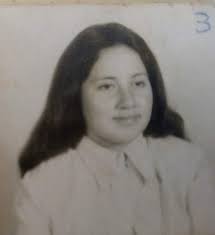 Ella se llama Ana María Delgado Frías, es mi hermana por parte de padre la  última vez que la ví fue en febrero de 1987 en La Invernada, departamento  La Cocha provincia