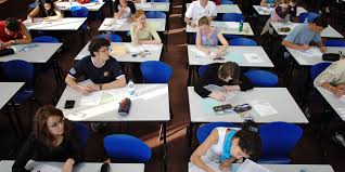 Une mesure démagogique dénonce le principal syndicat d'enseignant. Bac Les Redoublants Pourraient Conserver Leurs Bonnes Notes