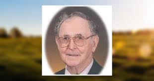 Kenneth Sweat's Instagram, Twitter & Facebook