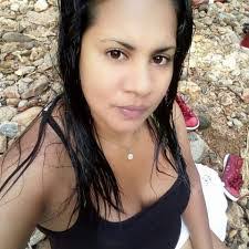 Yasmin Bustos's Instagram, Twitter & Facebook