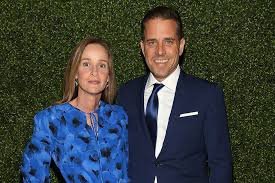 The delaware native and son of the former vice president has been a target of attacks from. Book Details How Hunter Biden S Wife Found Out About Affair With Beau S Widow