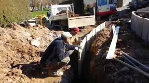 L'ardoise est un matériau de caractère, qui donnera un installer une bordure de jardin retiendra la terre, empêchera le gazon d'envahir certains endroits et. Verdilignes Amenagement De Jardin Palis Schiste Youtube