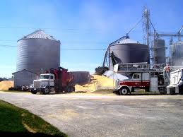 Résultat de recherche d'images pour "tank vacuum collapse"