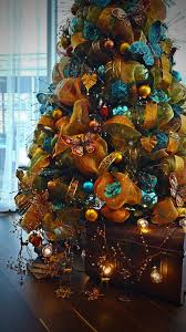 Christmas Tree Hire Luxury Christmas Tree Designs London Uk Luxury Christmas Tree Christmas Tree Festival Commercial Christmas Decorations
