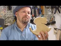 Ob mit papier, stoff, filz oder holz. Schaukeltier Als Osterhase Aus Einer Baumscheibe Gesagt Youtube