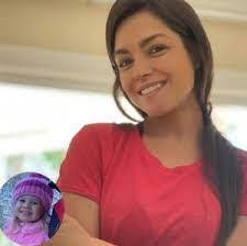 Melinda Comer's Instagram, Twitter & Facebook