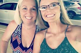 Fundraiser by Taylor Jentzsch : Mother of 4 Needs Help Battling Cancer