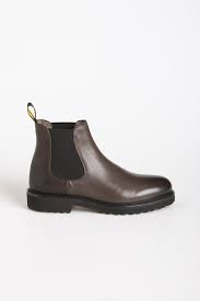 Durch ihren ruf als hersteller für elegantes und bequemes schuhwerk wurde die marke über die jahrhunderte immer beliebter und vertreibt ihre ware international. Chelsea Boots Herren Schuhe Doucal S H W 19 20 Rione Fontana