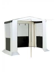 Les tentes d'appoint sont très faciles à monter et sont installées en 15 minutes. Tente Abri Cuisine Camping