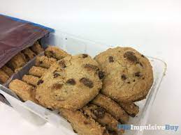 Review Chips Ahoy Made With Hershey S Milk Chocolate And Reese S Pieces The Impulsive Buy