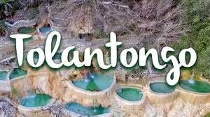 Para ello, en cada estacionamiento del balneario contámos con personal se seguridad capacitado, los cuales le recomendarán las zonas. Mexico S Grutas Tolantongo The Infinity Pools Your Bucket List Is Missing Travel Leisure