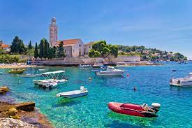 Check these amazing travel places that look not normal, but are actually real. Ø§Ù„Ø³ÙŠØ§Ø­Ø© ÙÙ‰ ÙƒØ±ÙˆØ§ØªÙŠØ§ Ù…ÙˆÙ‚Ø¹ Ø§Ù„Ù…ØµØ·Ø¨Ø©