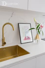 Engineered to last featuring a contemporary inspired design. Outstanding 2019 Kitchen Trends Grey Gold Sink Trend Grey Gold 2019 Interior Bronze Kitchen Sink Kitchen Remodel Layout Kitchen Storage Organization Diy