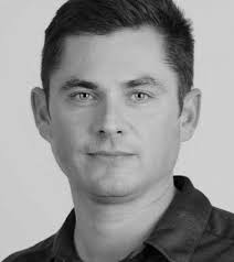 E2E HUB MOBILE TABLE