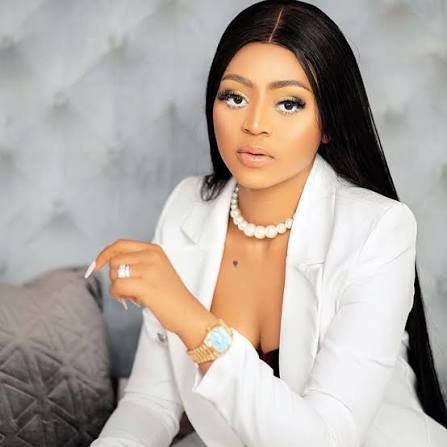 Regina Daniels (@ReginaDanielStar) • Facebook