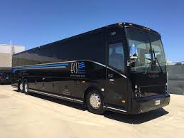 The 2021 tiffin allegro bus rv is home to four hdtvs, an exceptional sound system, an integrated spyder multiplex system, and handcrafted cabinetry. Van Hool Cx 45 Coach Bus Bild Von Ecs Transportation Group Dallas Tripadvisor