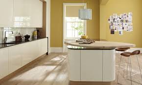 Remo Contemporary Curved Gloss Kitchen In Alabaster Curved Kitchen Contemporary Kitchen Kitchen Wall Colors