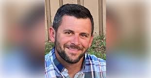 Christine Straub's Instagram, Twitter & Facebook