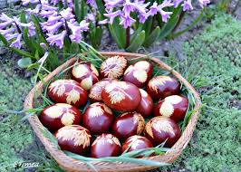 O alta metoda interesanta este cea cu orez. Experimente De PaÈ™te OuÄƒ Vopsite Natural Sau Cu È™erveÈ›ele Cluj Com