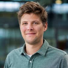 After 5 great years as an Energy banker at ABN AMRO Bank N.V., I am looking  forward to the next step in my career.