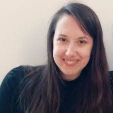 Anna Kuder's Instagram, Twitter & Facebook