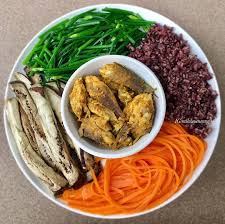 ม อเท ยงค ะท กคน ค วกล งปลาท ปลาท ๑๐๐กร ม ข าว๑๐๐กร ม และมะเข อม วงย าง แครอทลวก และดอกก ยช ายลวก อาหารคล น อาหาร อาหาร อาหาร อาหารคล น อาหารเพ อส ขภาพ