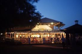 Country Pines Lincoln Ne Nebraska Wedding Rustic Barn Wedding Rustic Outdoor Wedding