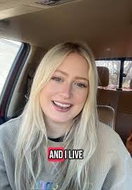 Georgette Clemens's Instagram, Twitter & Facebook