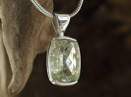 Green Beryl Silver Pendant Natural Stone Green Beryl Green Beryl Jewel Gemstone Pendant Christmas Gift Silver Work Silver Pendant Pendant