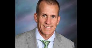 Former principal runs for PUSD board