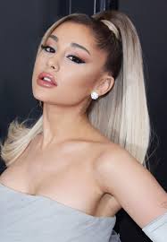 Ariana grande sans sa très longue queue de cheval, ce n'est plus ariana grande. La Queue De Cheval Haute Un Indemodable