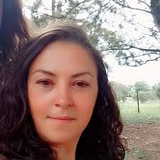 MAÑANA 🍨 2x1 🍨 de #McFlurry Kit Kat Dark 😍 ¿Te lo vas a perder? Válido  en todos los restaurantes y centro de postres del país. No disponible para  McDelivery