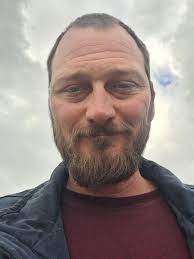 Hi everybody. My name is Steve. Kitsap County has a #meth problem that  absolutely breaks my heart. I'm an addict in recovery myself. I write music  about my experiences. I grew up