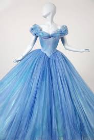How did cinderella's lily james really get that tiny waist? Emma Watson S Beauty And The Beast Gown And Cinderella S Dresses On Display At Disney S D23 Expo Los Angeles Times