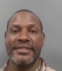 Sex Offenders near Fort Myers Middle Academy