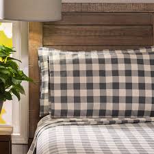 But they don't have to make you hot and sweaty. The 7 Best Flannel Sheets Of 2020 That Ll Keep You Warm And Cozy