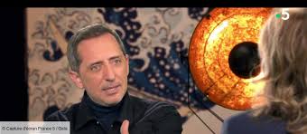 A post shared by gad (@gadelmaleh) on jan 1, 2017 at 1:57pm pst. Video Gad Elmaleh Aux Etats Unis Je Voulais Tester Ma Seduction Aupres D Une Femme Gala