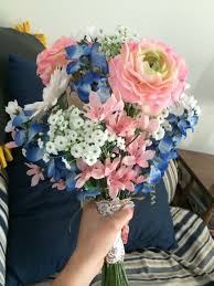 They had a lot of empty shelves and not just here and there, but whole soles with empty shelves. Diy Bouquet