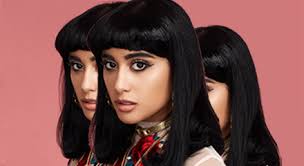 Teddy Sinclair proves that she is a piece of Art