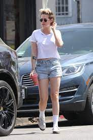 Kate beckinsale wears black sports bra matching leggings knee high boots. Kristen Stewart Shows Off Her Legs In Denim Shorts 04 25 2019 Celebmafia