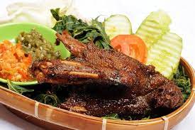 Resep Bebek Presto Goreng Yang Renyah Dan Enak Http Www Sambarafood Com 2015 11 Resep Bebek Presto Goreng Yang Renyah Dan Resep Masakan Makan Siang Makanan