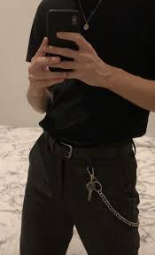 Get inspired by our community of talented artists. Manu Rios Instagram Story Discovered By Abril