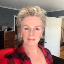 Beth MacNeil, Realtor