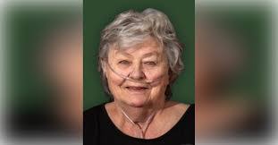 Kara Padgett's Instagram, Twitter & Facebook