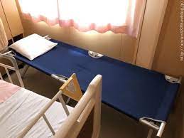 娘の入院の付き添い あって良かったもの シンプルで心地いい暮らし インテリア 簡易ベッド リビングダイニング