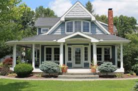 His show, nashville flipped, premiered in the spring of 2016 and shown a spotlight on his construction and renovation work. Nashville Flipped Home Facebook